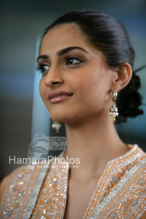 Sonam Kapoor At The FICCI Frames Inauguration In Rennaisance Powai On 